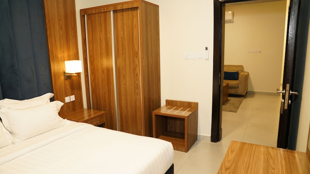 Basic Apartment