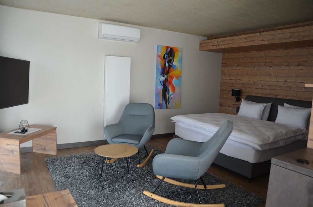 SKY APARTMENT with 1 bedroom, terrace, infrared sauna and lake view photo 1