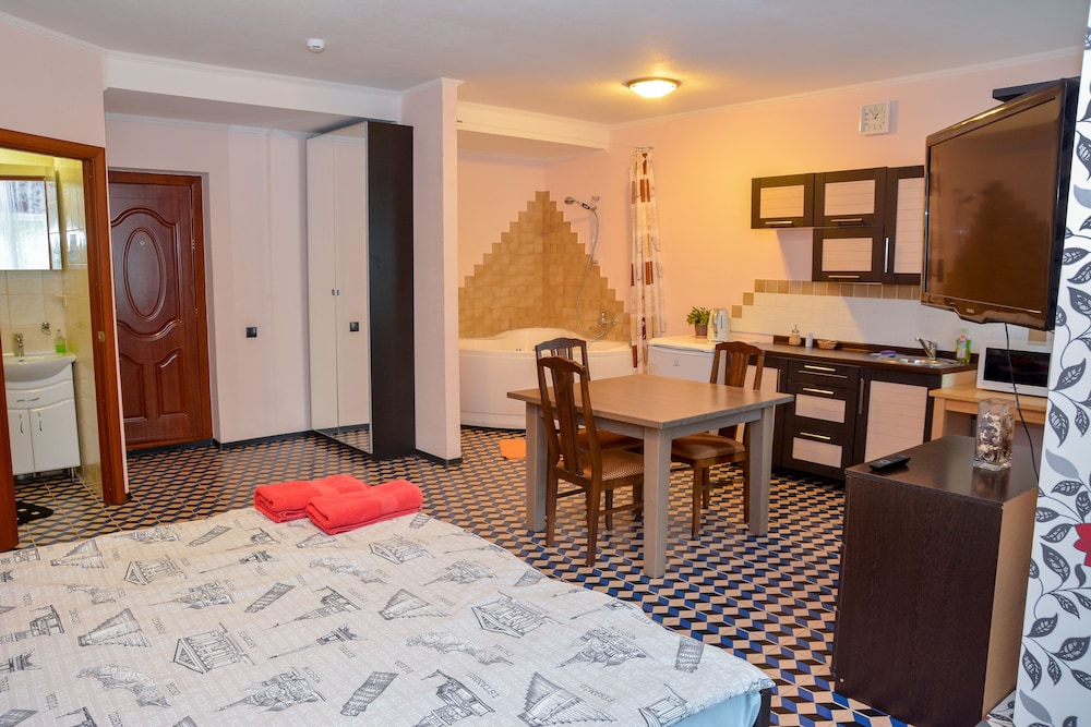 Luxury Studio Suite photo 1