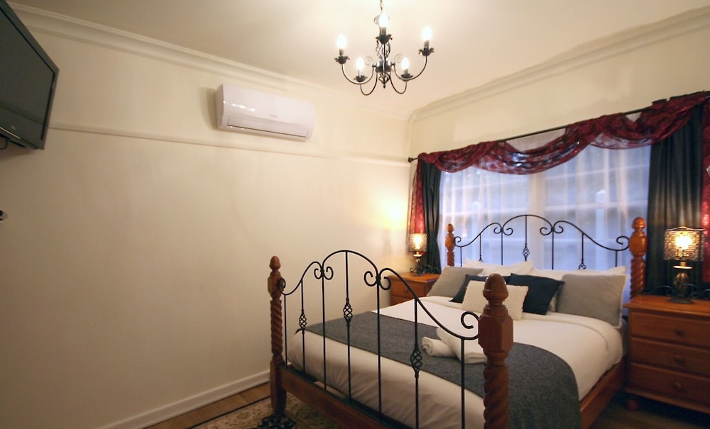 Elan Cottage photo 2