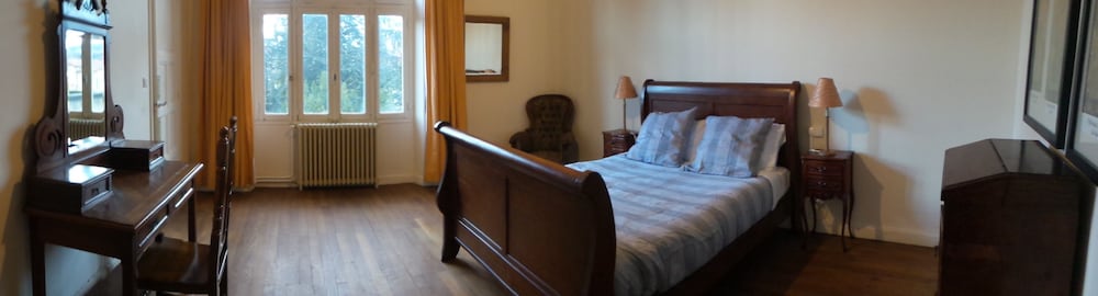 Flaubert Queen Room