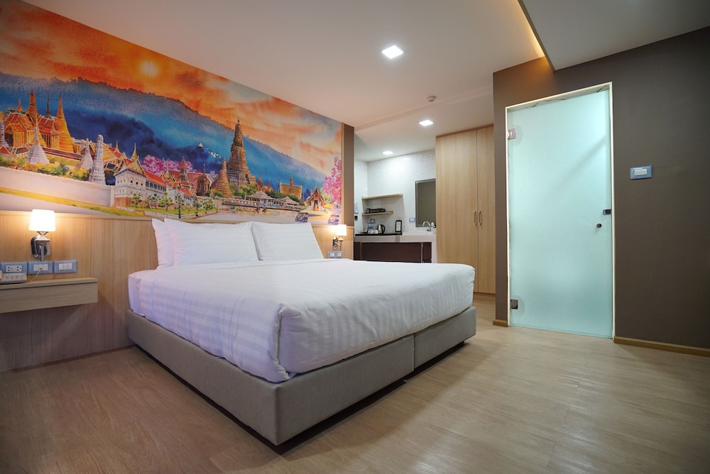 Deluxe Double Room, 1 King Bed photo 1