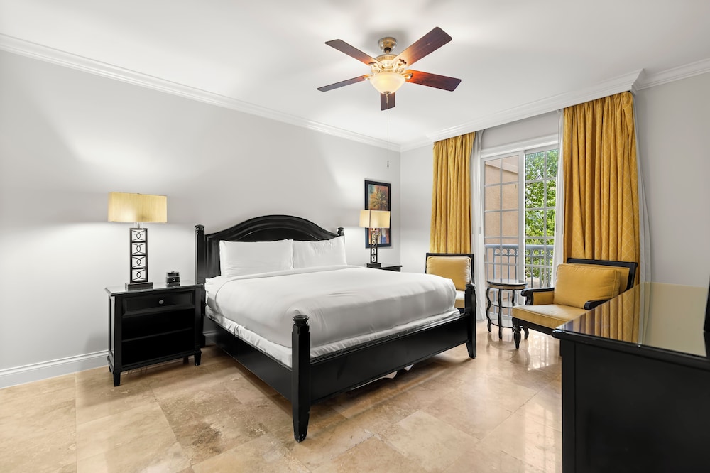 Poolside Suite With Direct Pool Access - Photo 6