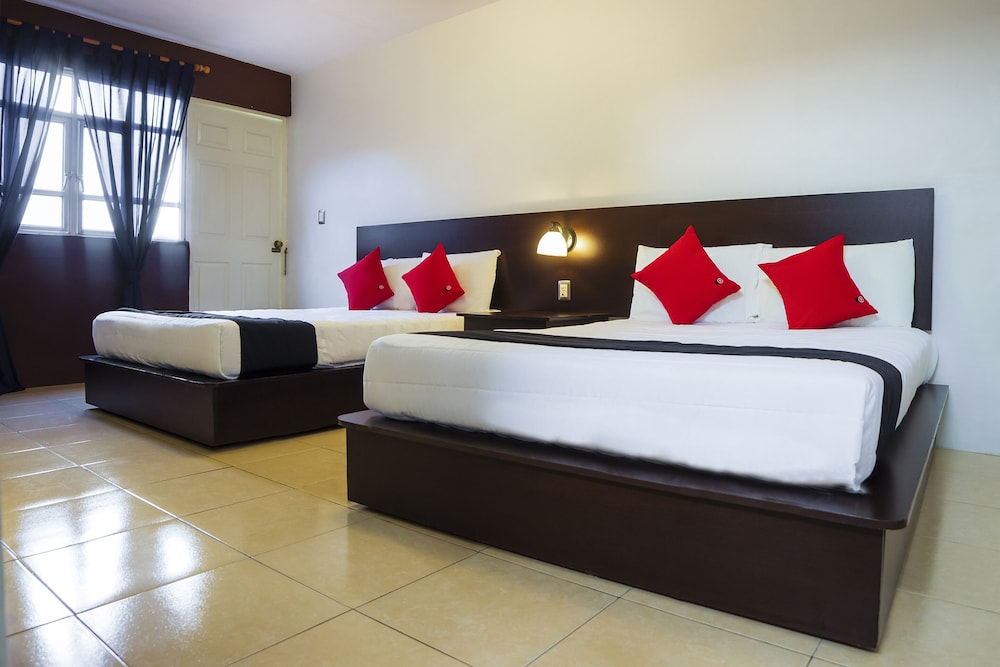 Standard Room, 2 Queen Beds photo 1