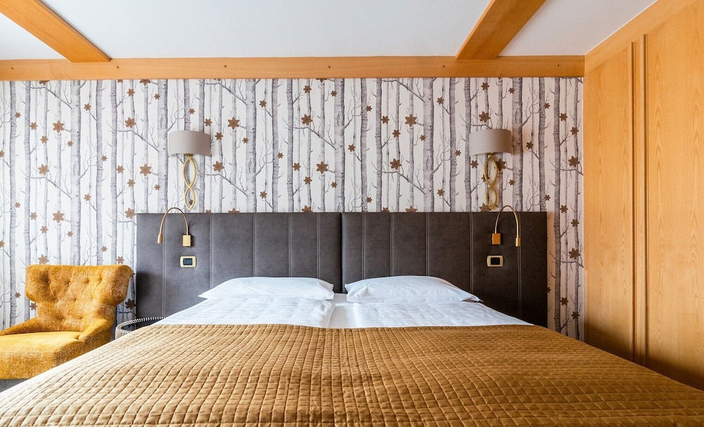 Standard Double or Twin Room - Photo 1
