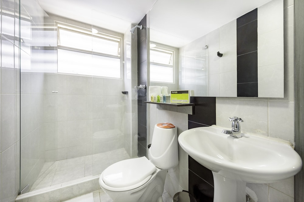 Triple Room, Private Bathroom photo 2