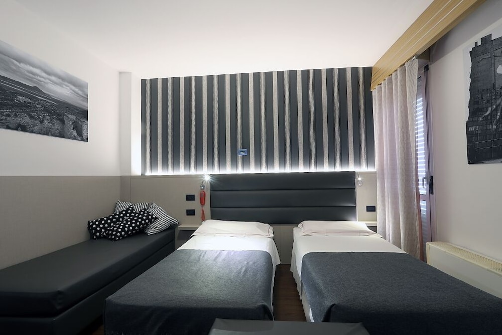 Superior Double or Twin Room photo 2