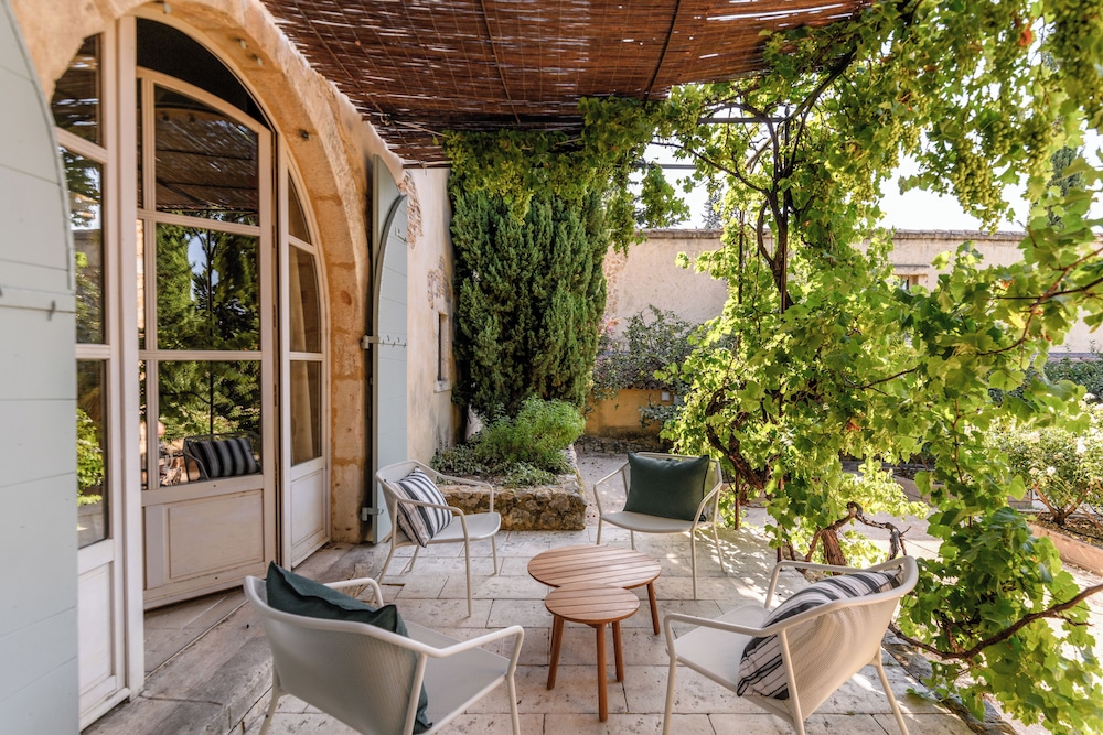 Deluxe Suite, Terrace