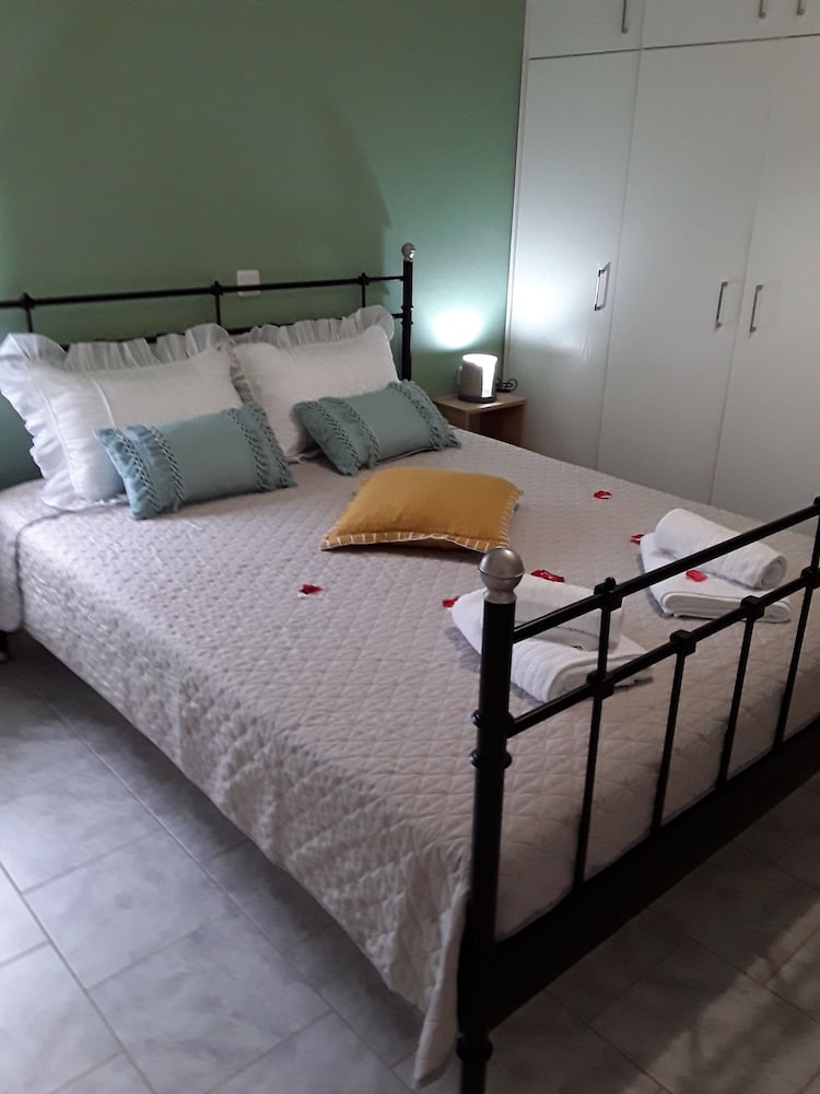 Comfort Apartment, 1 Bedroom, Sea View, Garden Area