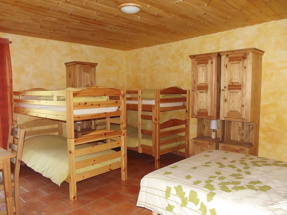 Family Room (Gentiane)