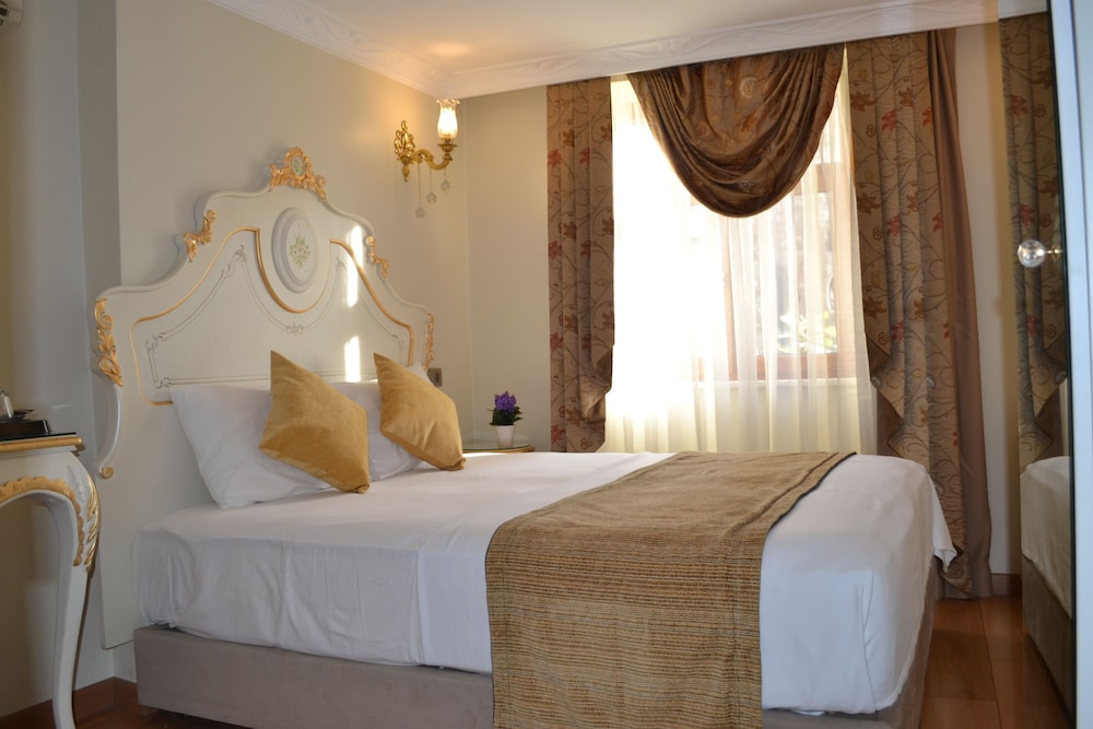 Economy Double Room photo 3