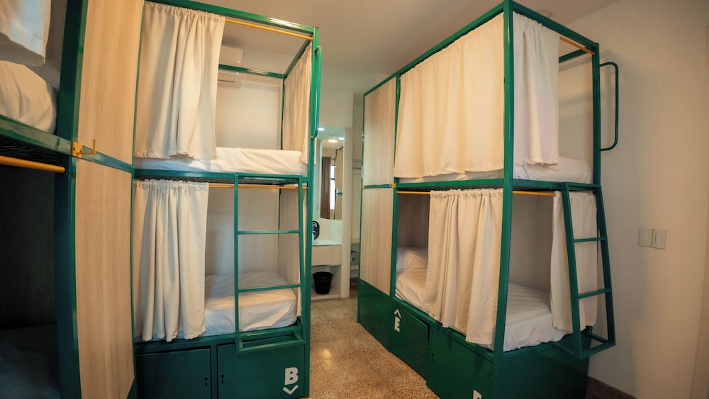 Shared Dormitory, Private Bathroom photo 2