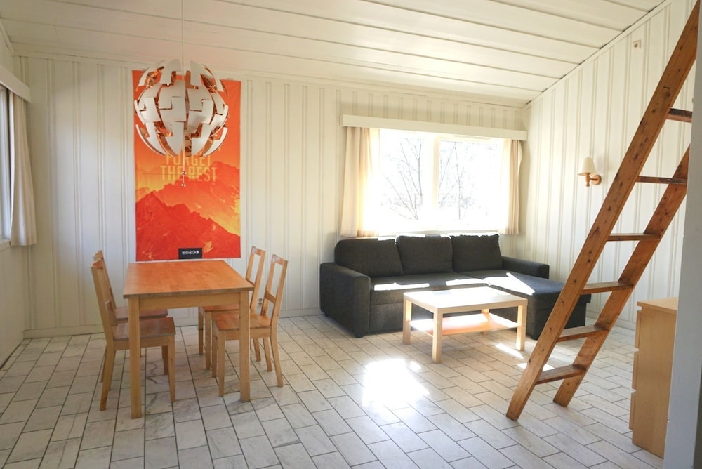 Basic Apartment, 2 Bedrooms photo 3