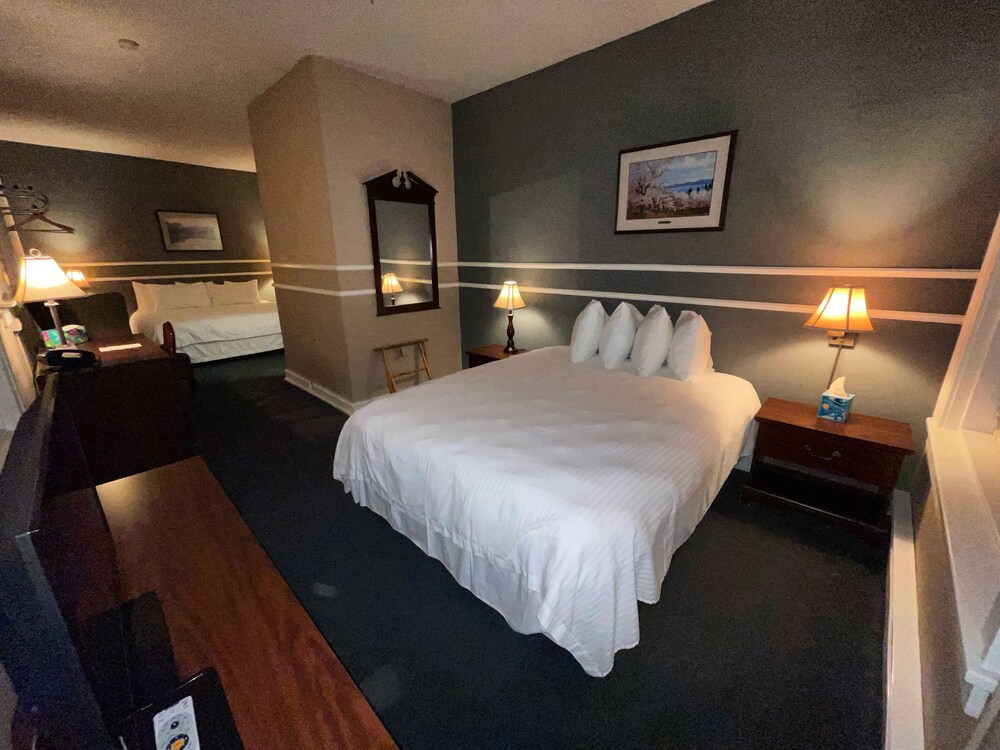 Executive Room