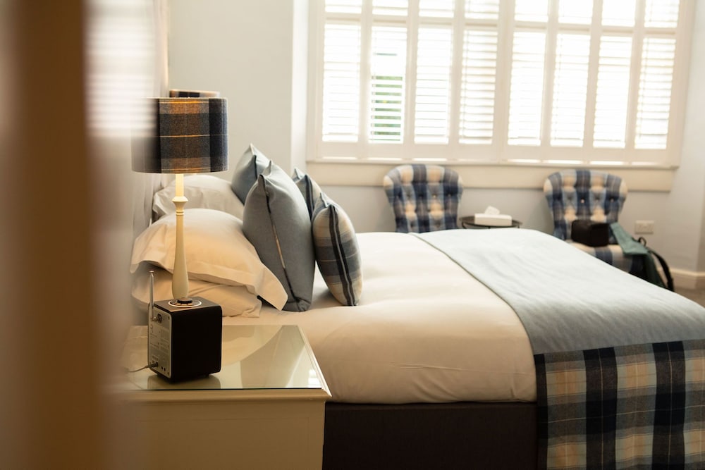 Deluxe Room, 1 King Bed, Park View - Photo 2