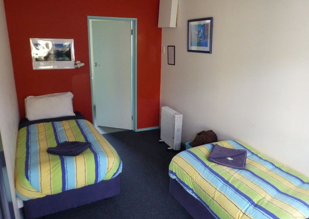 Standard Suite, 1 Bedroom (Twin Ensuite Room)