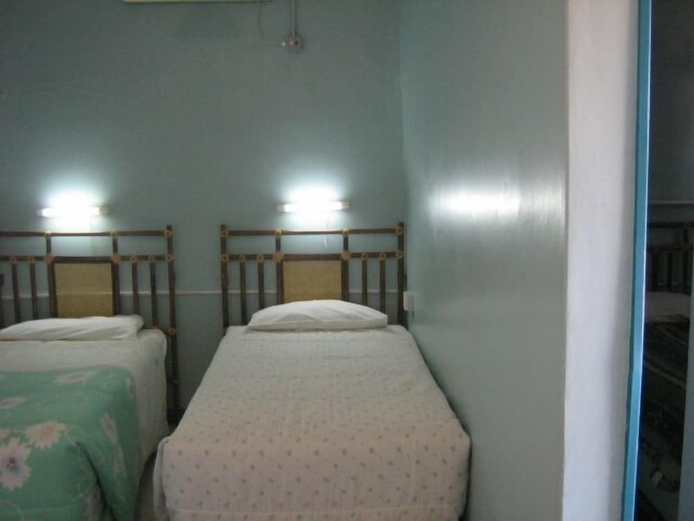 Family Room photo 2