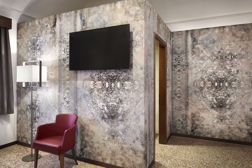 Superior Room - Photo 6