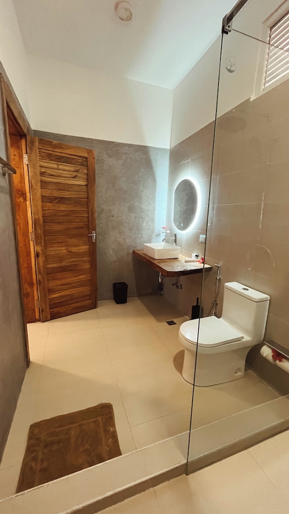 Deluxe Suite, Pool View
