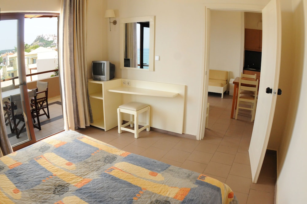 Apartment, 1 Bedroom - Photo 1