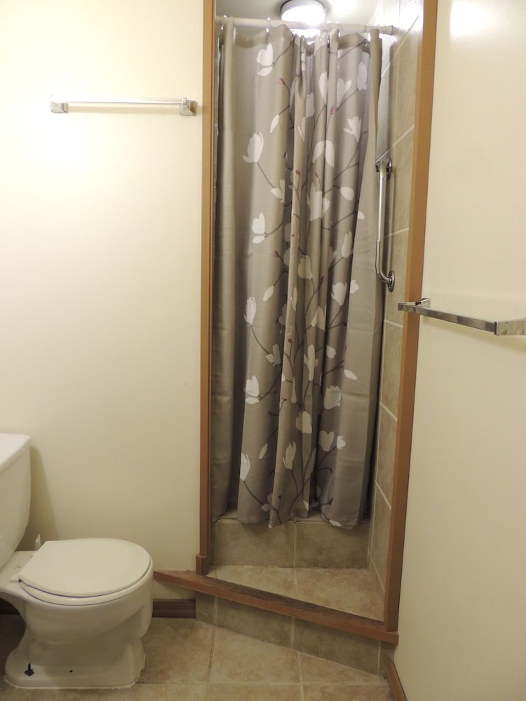 Triple Room, Multiple Beds (Cyr Suite) photo 3