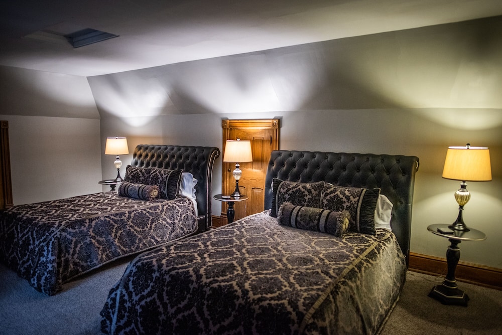 Grand Suite, 2 Queen Beds, Connecting Rooms