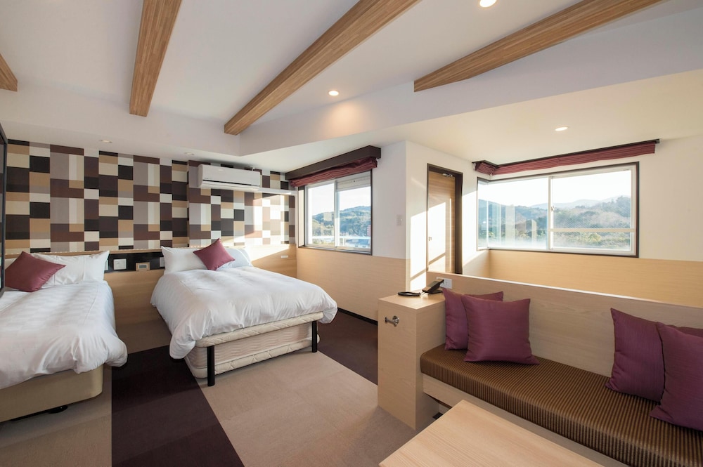 Deluxe Japanese-Western-Style Room(Non-smoking) photo 2