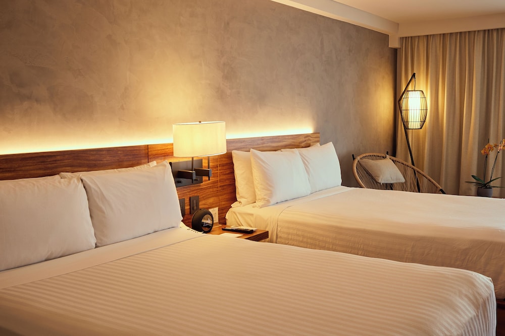 Deluxe Room, 2 Double Beds