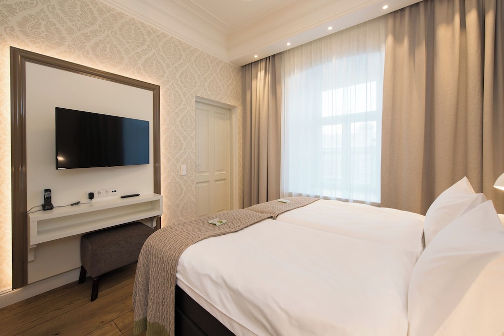 Luxury Apartment photo 1