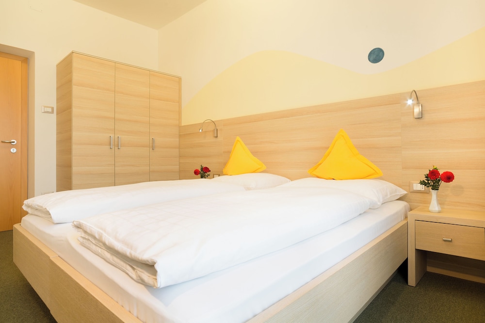 Basic Room