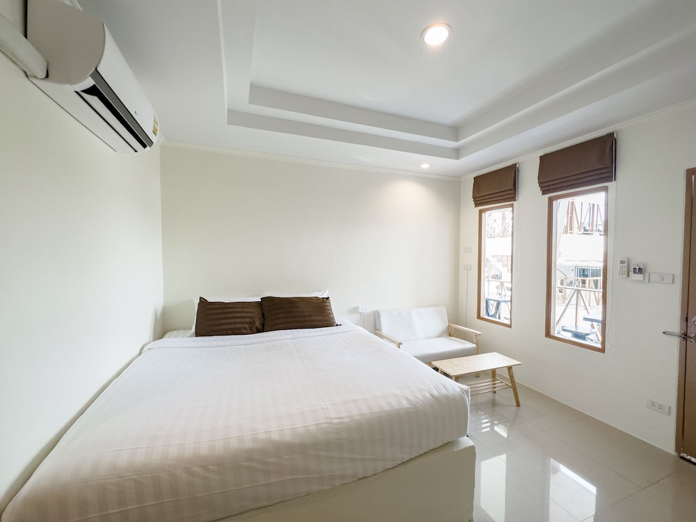 Standard Room photo 3