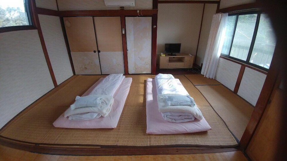 Japanese Style Room For 3 Guests photo 1
