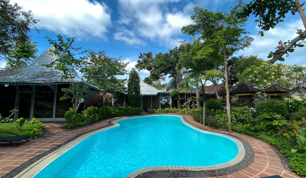 Royal Villa - Photo 6