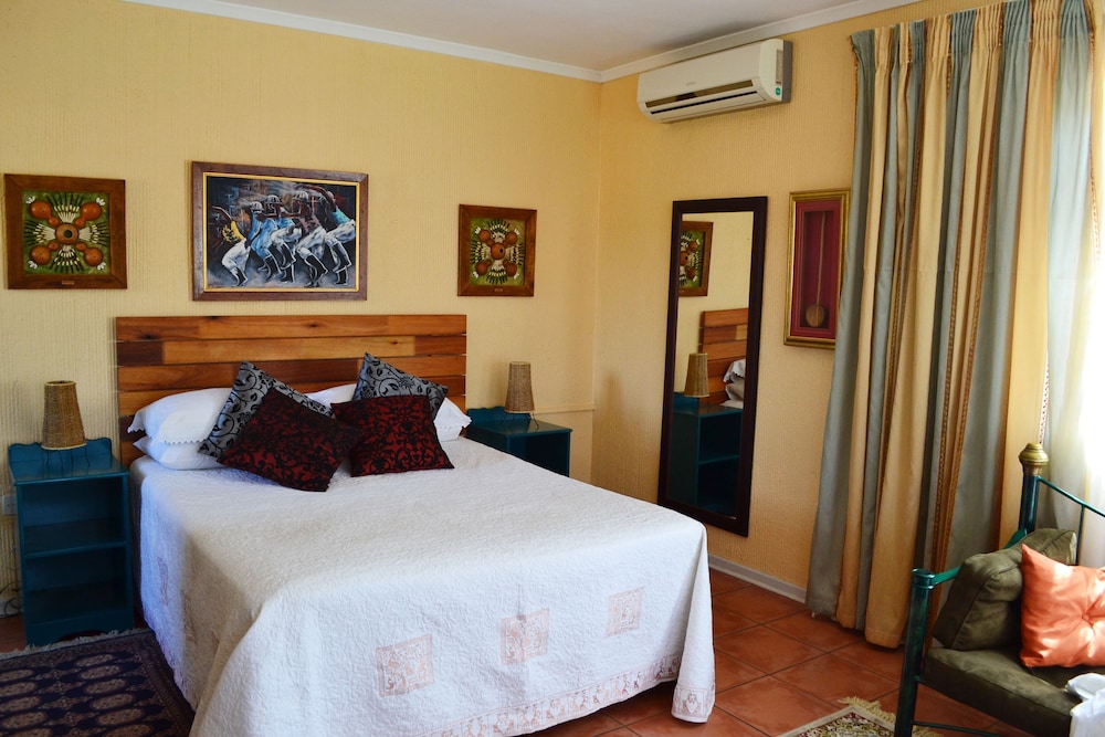 Comfort Room, 1 Bedroom (Double Room (Bath & Shower)) photo 1