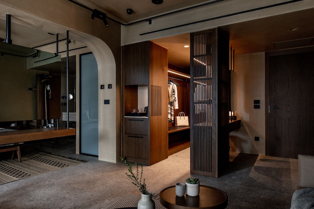 Signature Villa with Private Pool & Sauna thumbnail 5