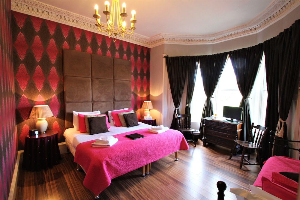 Family Quadruple Room, Ensuite