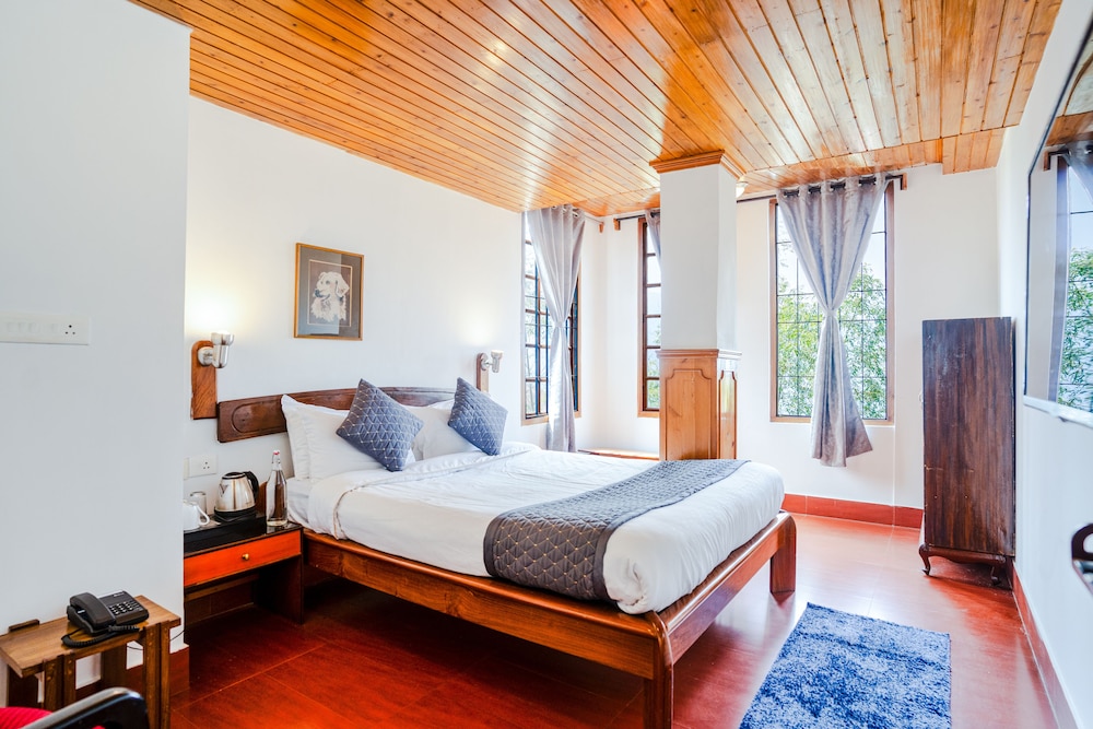 Executive Room - Photo 28