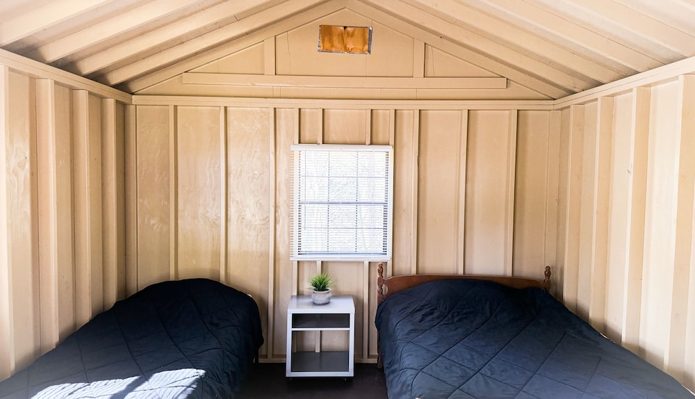 Standard Cabin photo 1