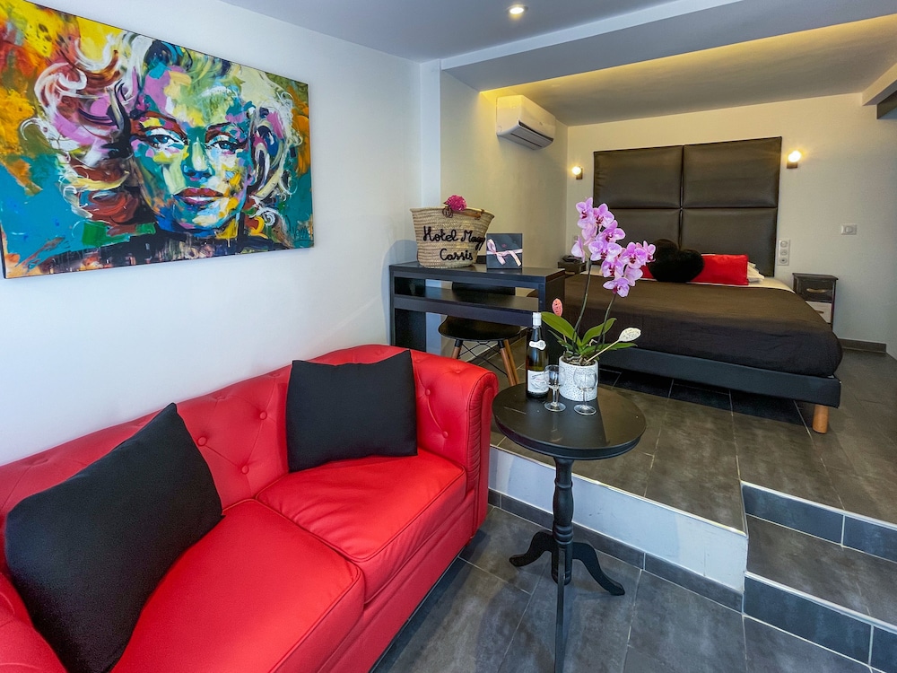 Comfort Room, Terrace