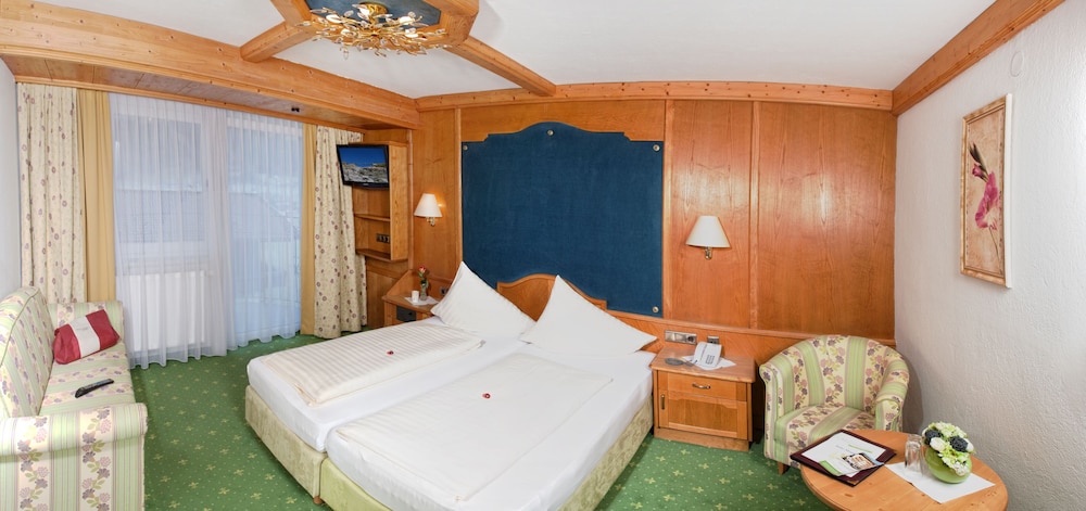 Classic Double Room (Almhof) photo 1