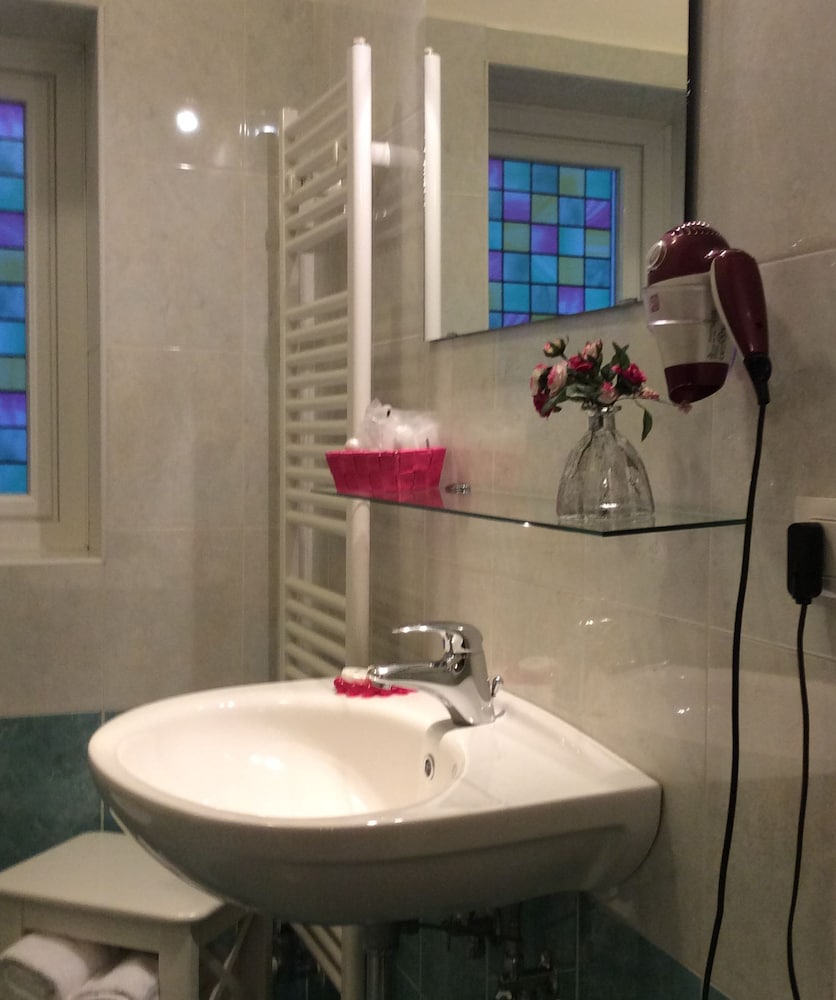Superior Double Room, Ensuite, Garden View photo 3