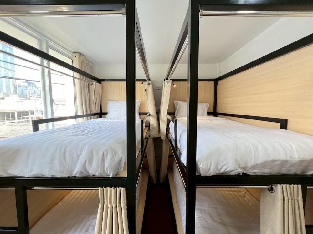 Mixed Dormitory Room City View photo 1