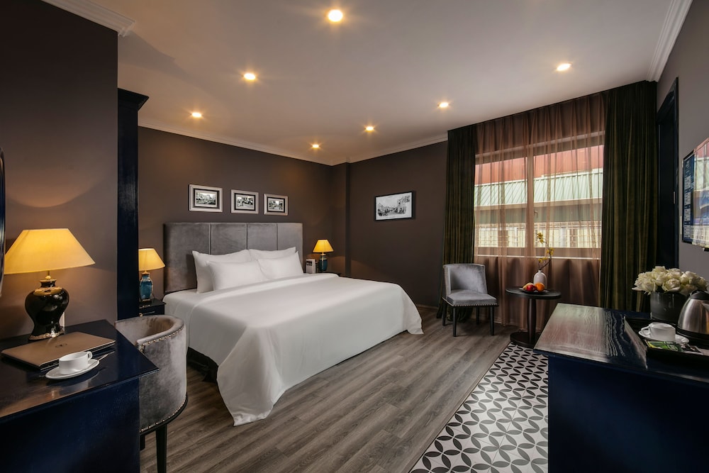 Junior Double Room, City View photo 1