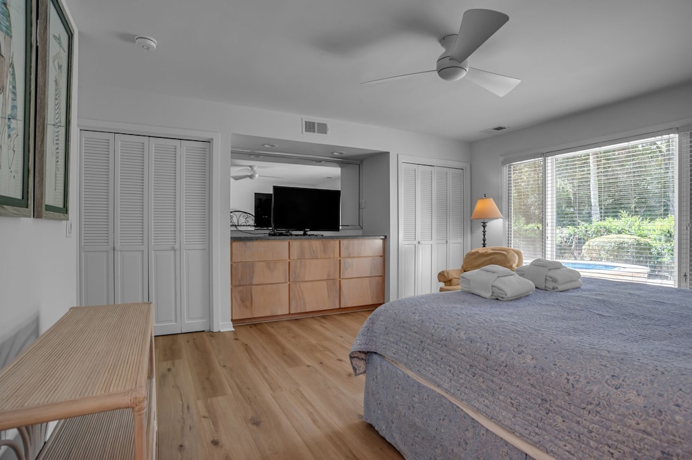 House, Multiple Beds, Kitchen, Pool View (8 Wood Ibis)