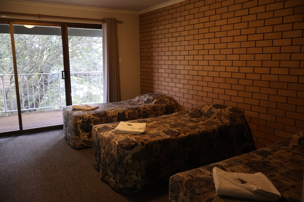 Family Triple Room photo 2