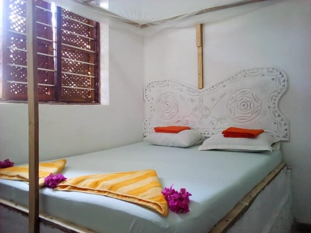 Double Room, Shared Bathroom photo 2