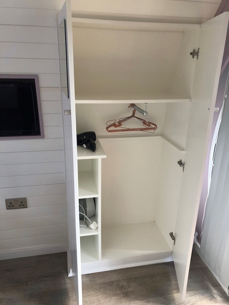 Luxury Pod photo 2