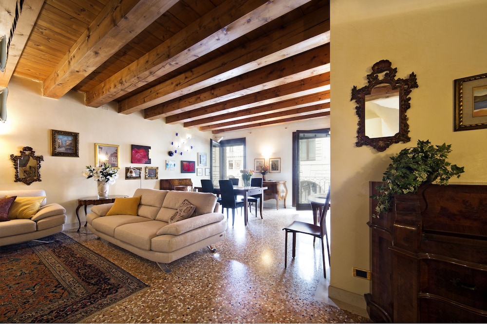 Luxury Apartment, 2 Bedrooms