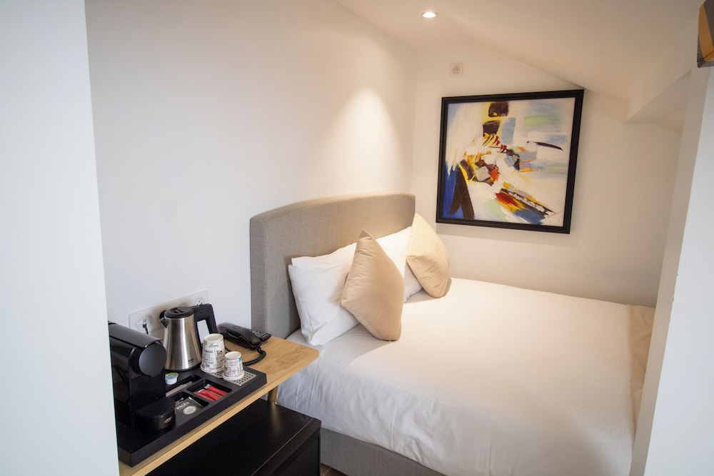 Basic Double Room photo 1