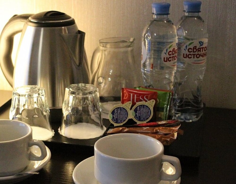 Standard Twin Room - Photo 3